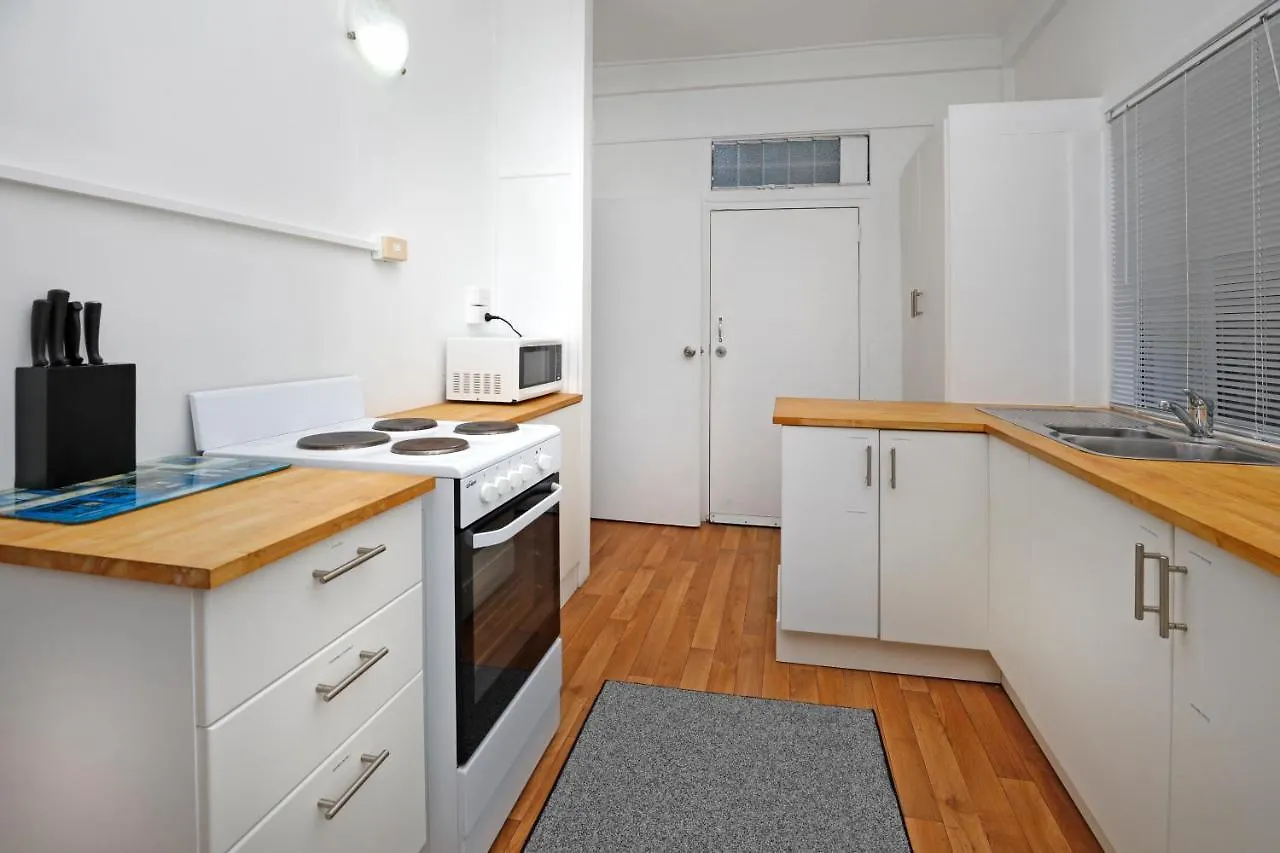 Easy Going Holiday Unit on McKenzie MK6 Cairns